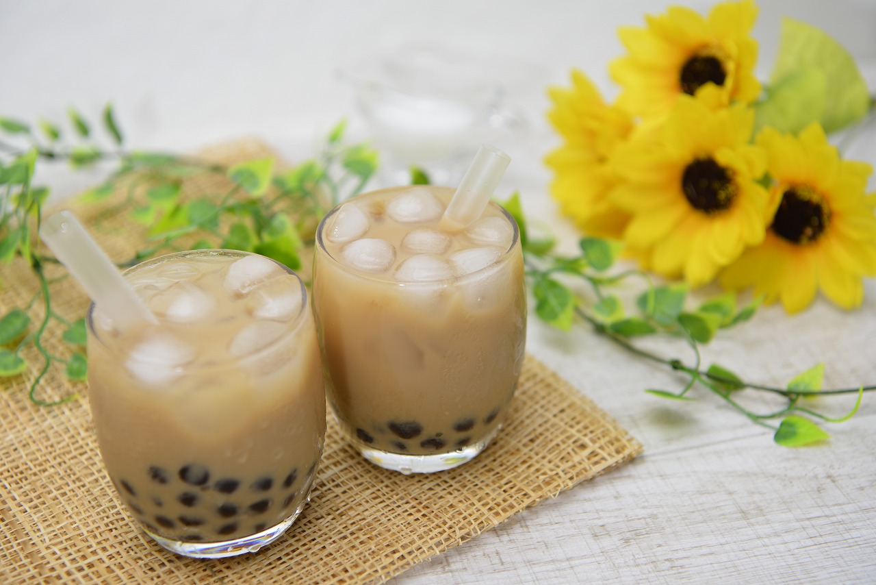 ”タピオカミルクティー”